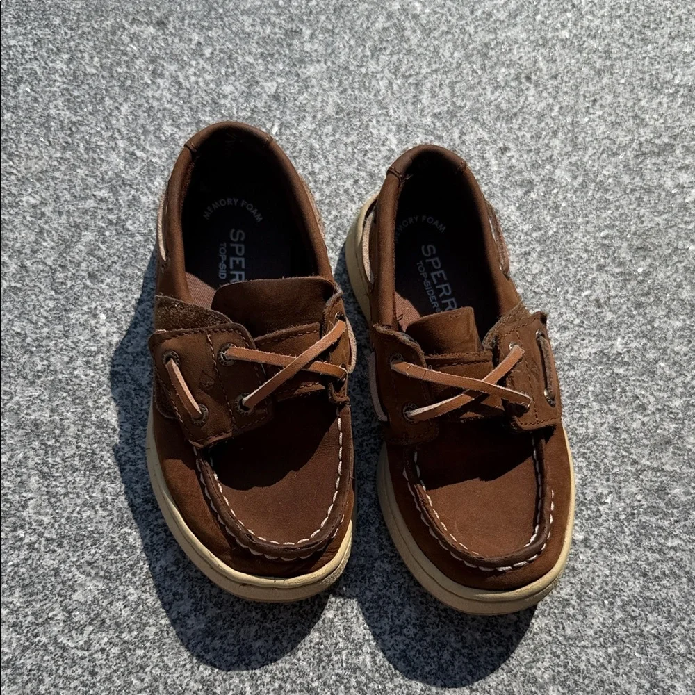 Sperry Kids brown Velcro boat shoe 9.5 new